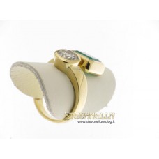 Anello oro giallo 18kt con smeraldo e diamante ct 0,75 colore H purezza VVS2